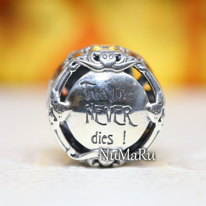 The Nightmare Before Christmas Charm 792292C01 - NUMARU